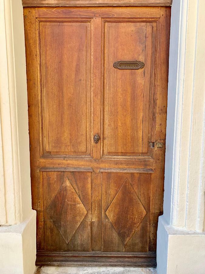 Вилла Authentique Bijou Coeur D'Orange A 2 Pas Du Theatre Antique! Экстерьер фото